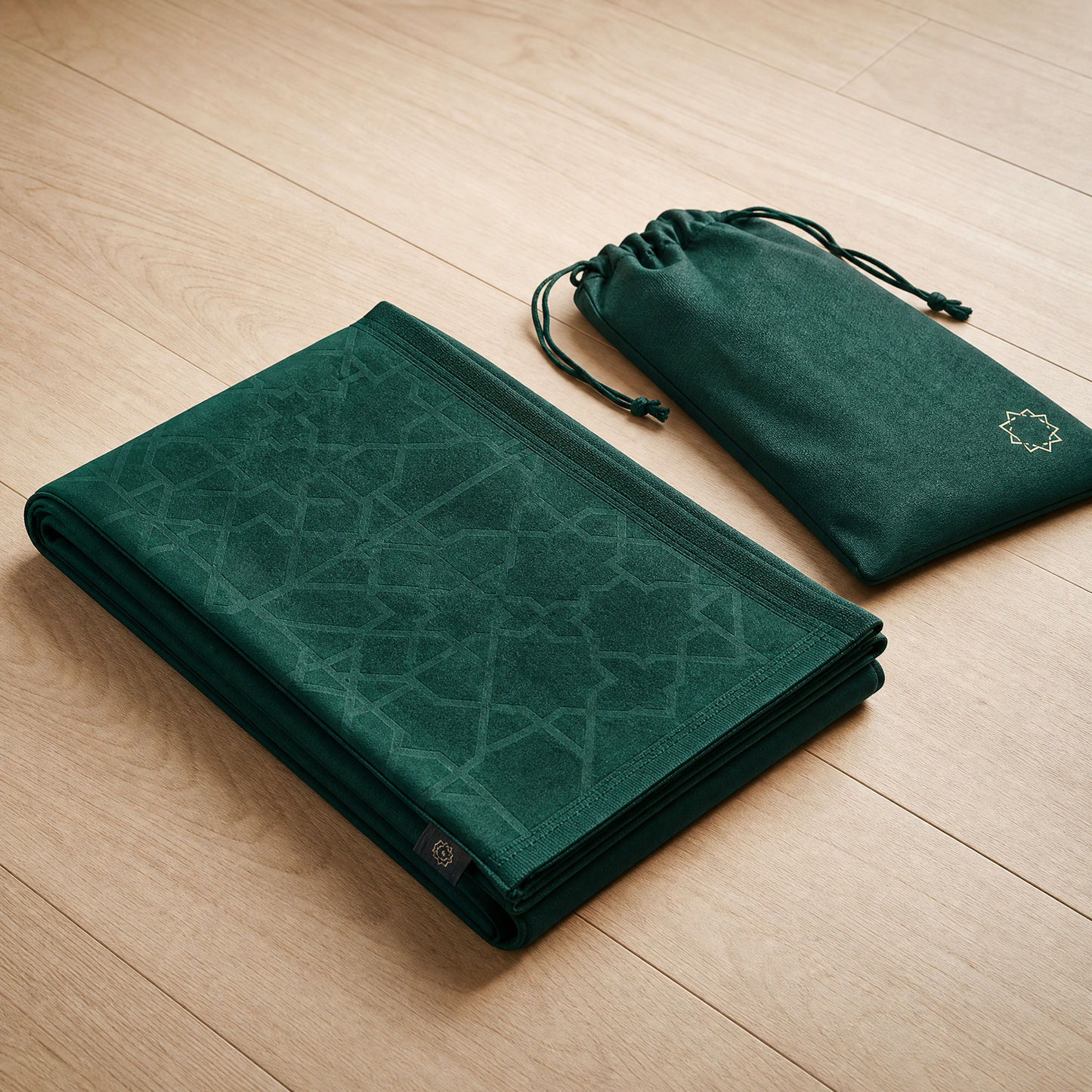 Emerald Serenity Travel Prayer Mat — Portable & Sustainable